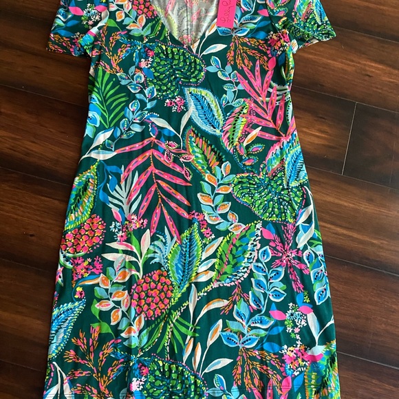 Vibrant Floral Dress - Picture 4 of 5